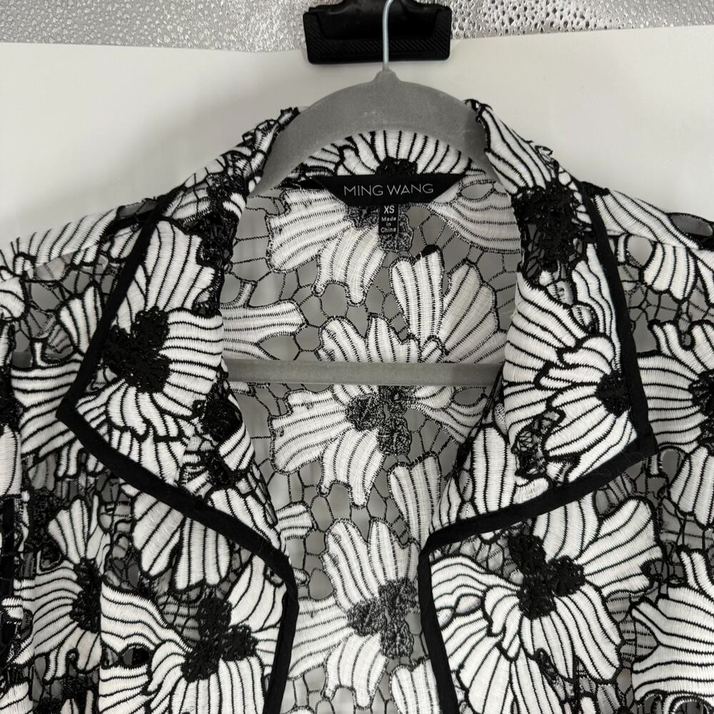 Ming Wang Sheer Lace Jacket Womens XS Black White Floral Open Front 3/4 Sleeves - Picture 3 of 8